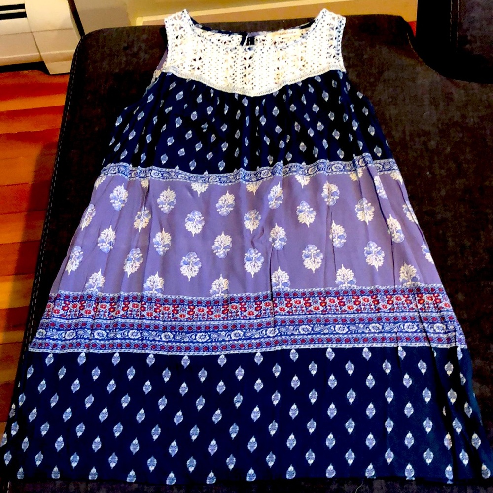 Lace dress